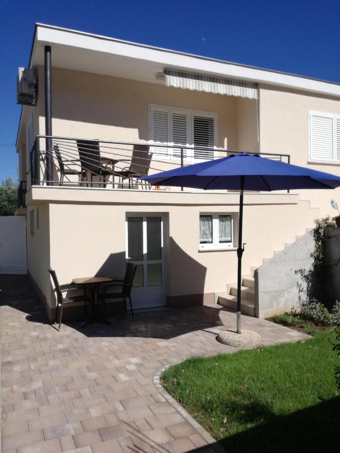 Апартаменты Apartman Anni Пореч Экстерьер фото